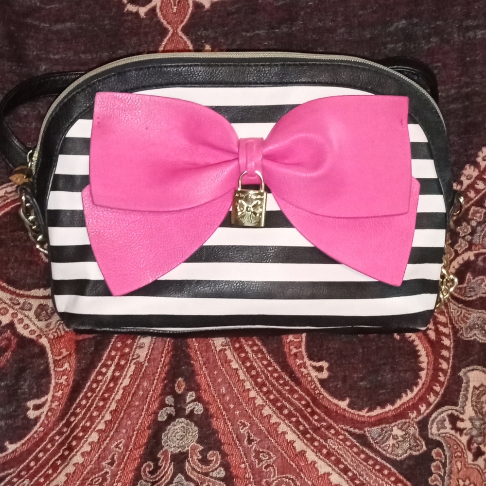 Betsey Johnson Stylish Pink Bow Striped Women's Bag